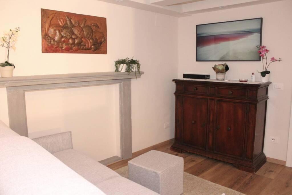 Art Apartment Santa Croce Suite فلورنس المظهر الخارجي الصورة