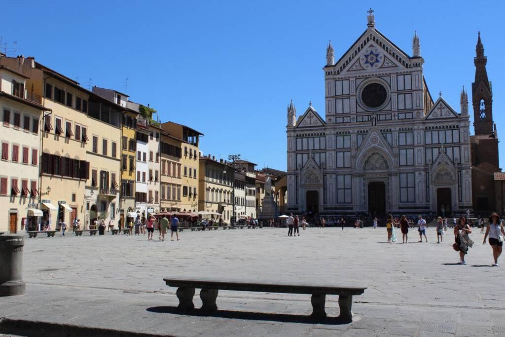 Art Apartment Santa Croce Suite فلورنس المظهر الخارجي الصورة